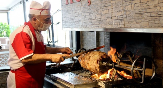 Maskeli cağ kebap keyfi