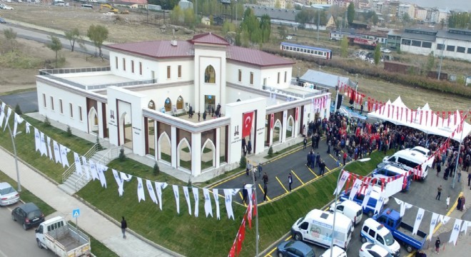 Nurettin Topçu Bilgi Evi hizmete açıldı