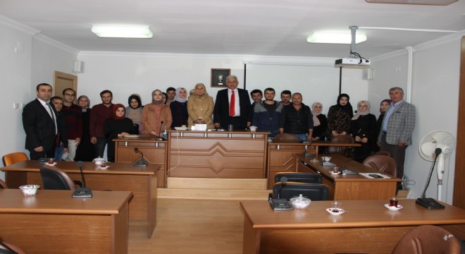 Oltulu öğrencilere ücretsiz ulaşım imkanı