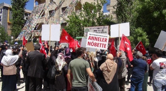 PKK kaçırdığı çocukları Kandil ve Sincar’a gönderiyor