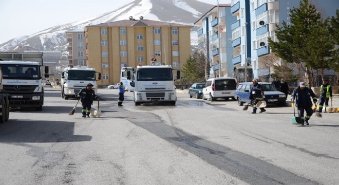 Palandöken Belediyesinden temizlik seferberliği