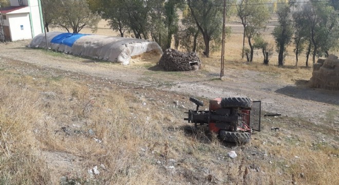 Pasinler’de traktör kazası: 3 yaralı