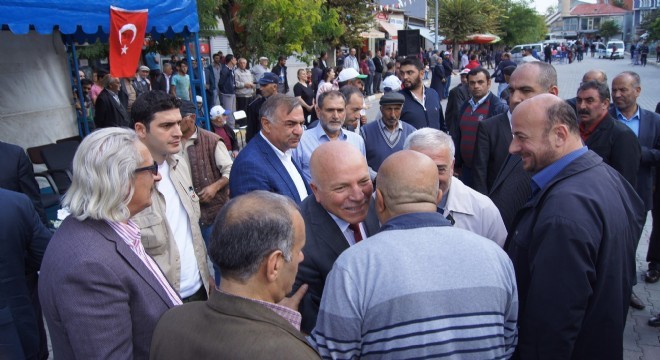 Sekmen Kağızmanlıların coşkusunu paylaştı