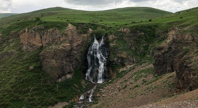 Susuz Şelalesi turizme kazandırılıyor