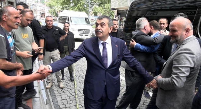Tekin'den CHP'ye: Niye itiraz ediyorsunuz?
