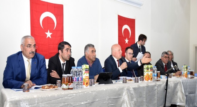 Tekman ve Karayazı da referandum gündemi