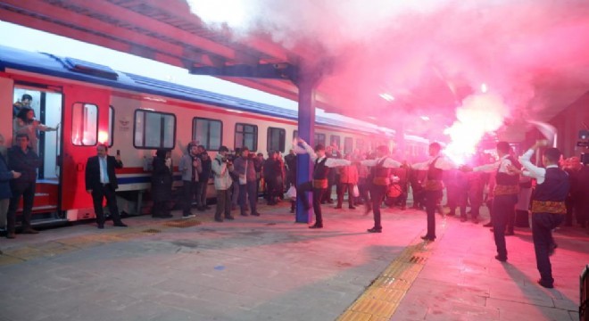 Turistlik Doğu Ekspresi barla karşılandı