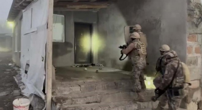 Uzun namlulu silahlar ele geçirildi