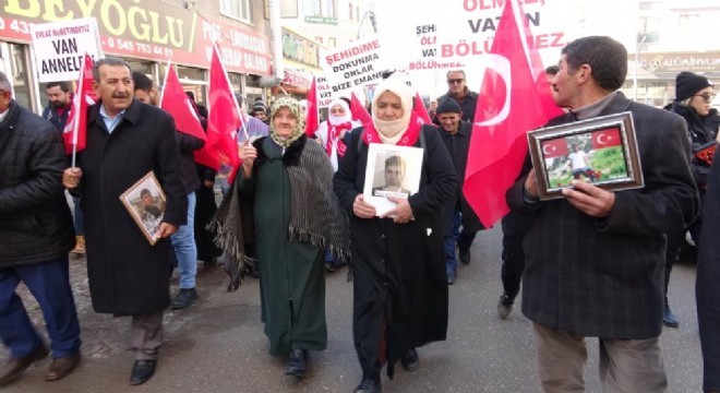 Vanlı ailelerin evlat nöbeti 53’üncü haftasında