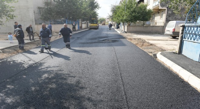 Yakutiye, asfalt takvimini tamamlıyor