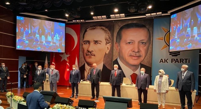 Yiğider ve Taşçı AK Parti’ye katıldı