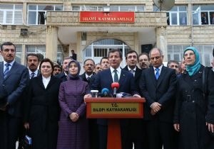 ‘Ebediyen buradayız, hep beraber buradayız’