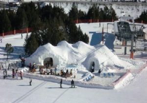 Türkiye’nin en büyük kardan evi Erzurum da yapılıyor