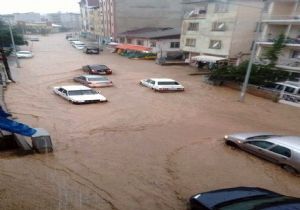 Oltu Polis Merkezi su altında kaldı