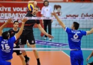 Palandöken Voleybol takımı finalde