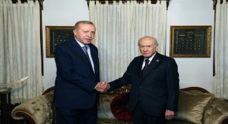 Erdoğan, Bahçeli ile bir araya geldi