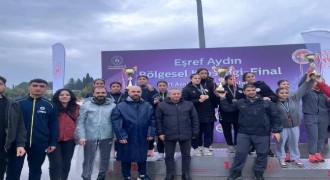 GSİM şampiyon atletleri ödüllendirdi