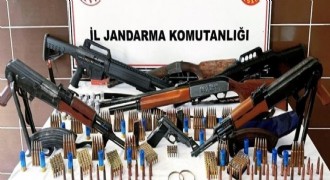 Jandarmadan silah ve tarihi eser operasyonu