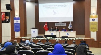 Mehmet Akif Ersoy panelle anıldı