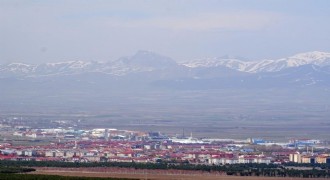 Meteorolojiden Erzurum için kuvvetli rüzgar uyarısı
