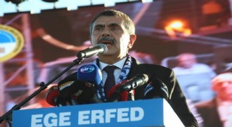 Tekin: Erzurumlu olduğum için gurur duydum