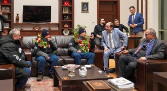 Çakmak: Onlarla gurur duyuyoruz