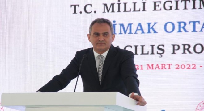 Özer eğitimde 20 yıllık süreci değerlendirdi