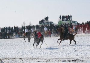 Ciritçiler ayakta alkışlandı