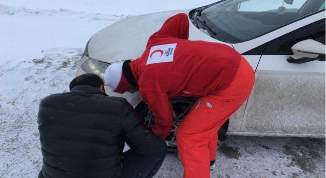 İmdatlarına Kızılay ekipleri yetişti