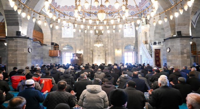 Şehitler Mevlidle anıldı